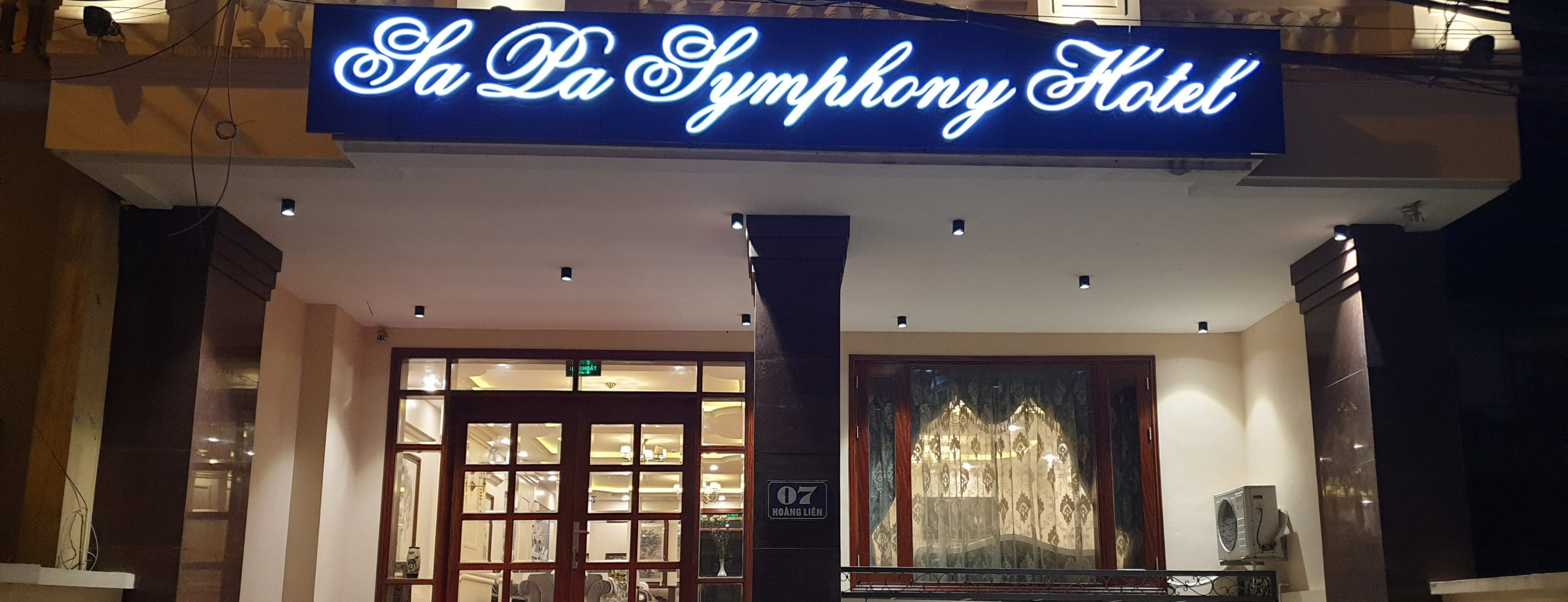 sapa symphony hotel front